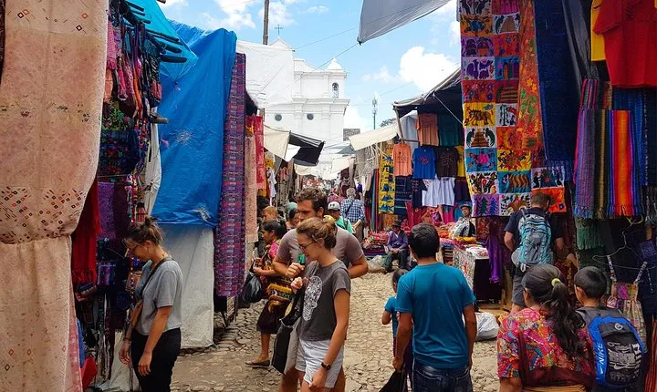 Private Tour: Chichicastenango Market and Lake Atitlan from Guatemala City