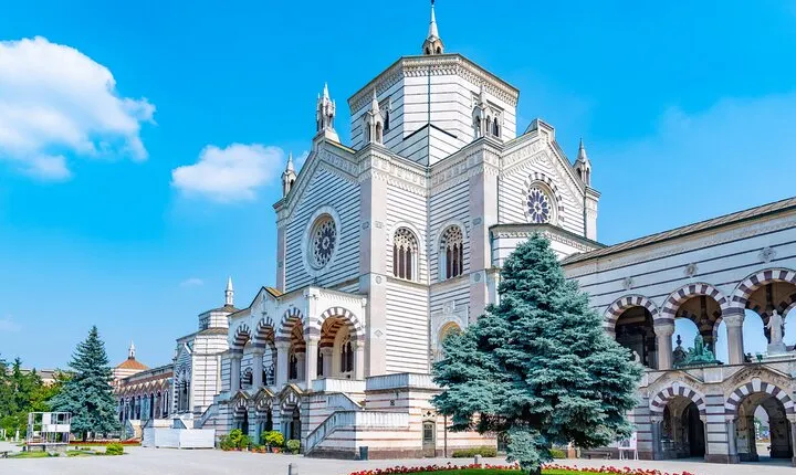 Private Guided Tour of the Cimitero Monumentale in Milan