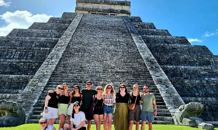 Private Tour with Expert Guide in Chichen Itza