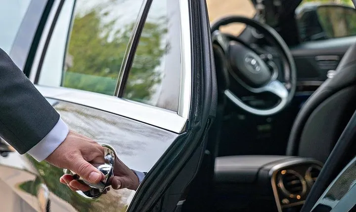 Full day luxury car with driver at disposal in Zagreb
