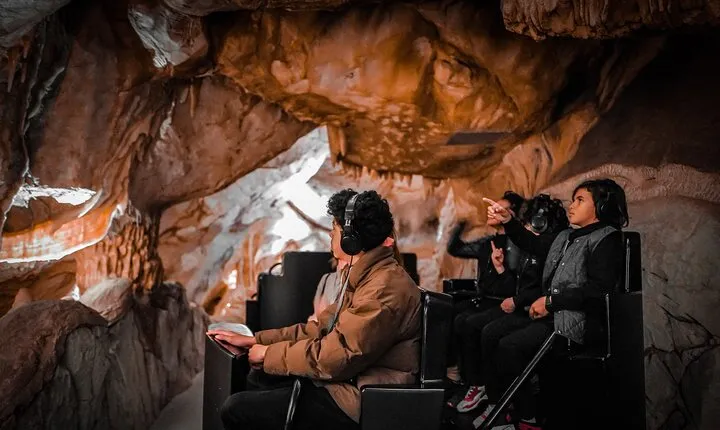 Marseille: Cosquer Cave Entry Ticket and Audio Guide