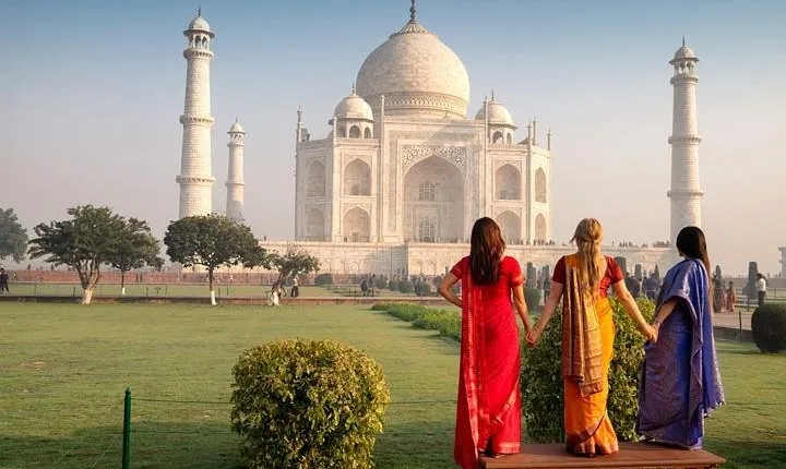 Five Day - Private Luxury Golden Triangle Tour to Agra & Jaipur From New Delhi.
