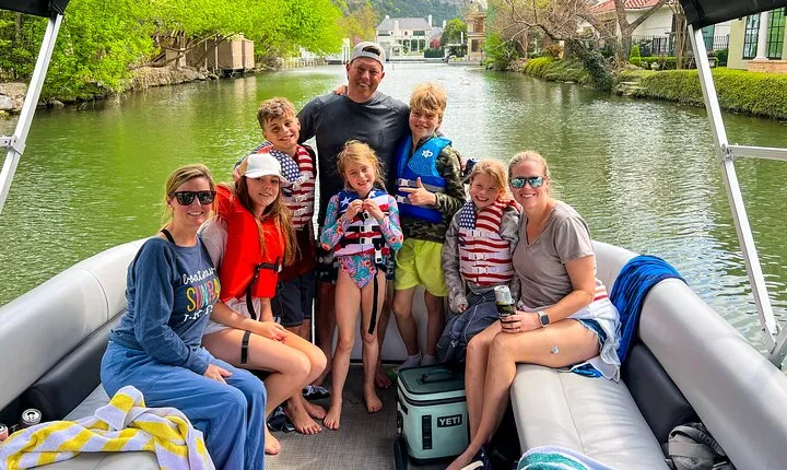 Private Lake Austin Boat Cruise With Full Sun Shading