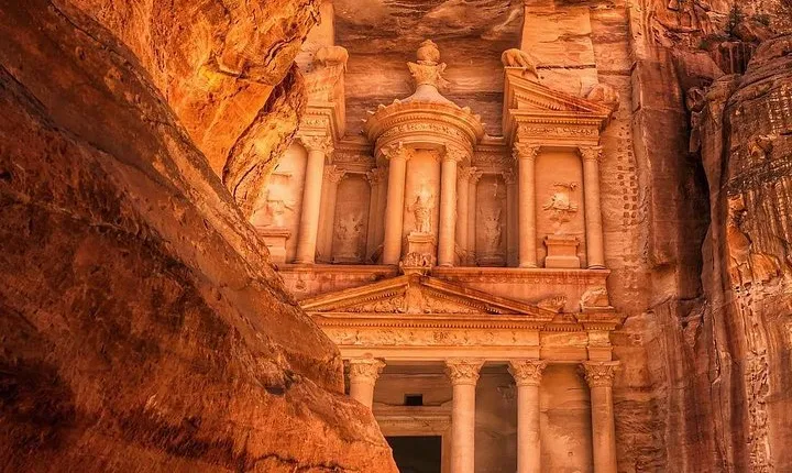 Petra Visit Layover Tour