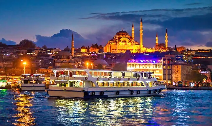 Dinner Cruise with Turkish Show in Istanbul
