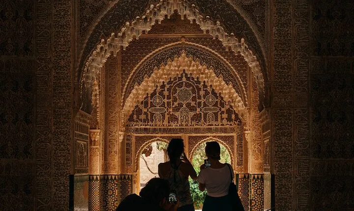Alhambra Ticket with Audio Guide in Granada