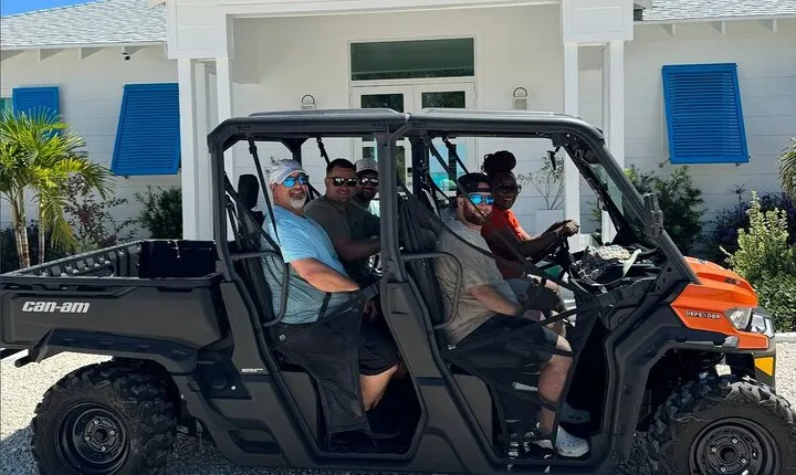 Nassau Adventure: Jeep Rental with Bluetooth Speaker