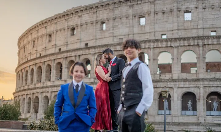 Personalized Photoshoot Outside the Colosseum