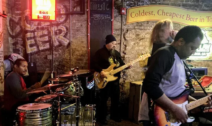 Savannah Live Music Walking Tour