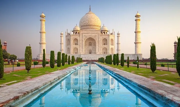 Sunrise Taj Mahal From Delhi