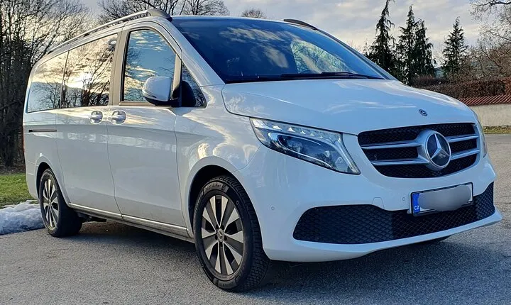 Private Prague to Berlin luxury transfer