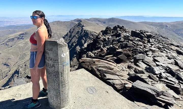 Hike in Ascent to Mulhacén