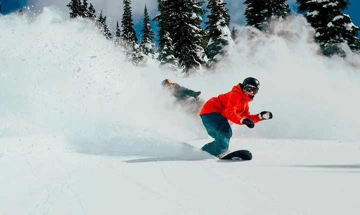 Demo Snowboard Rental Package for Salt Lake City - Cottonwood Resort