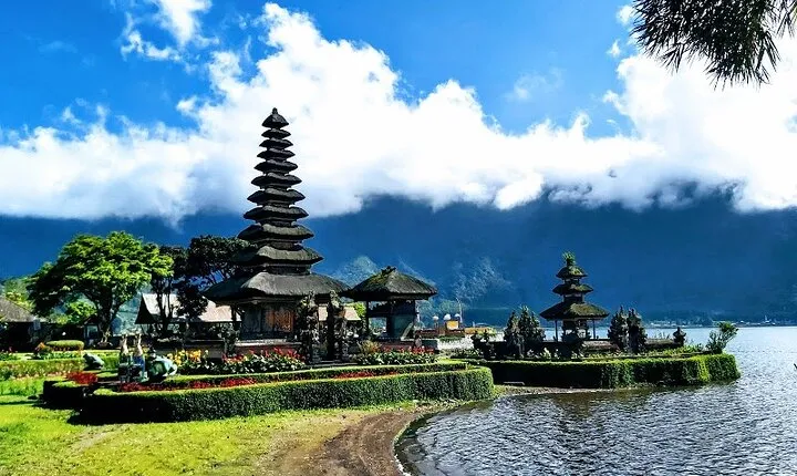 Private Tour The Beauty of Waterfall And Jatiluwih Rice Terrace