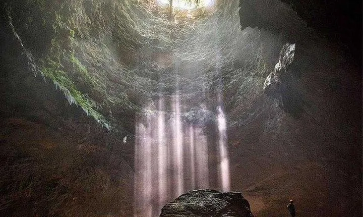 Mount Merapi Sunrise - Jomblang cave - Timang Beach : The Best Adventure