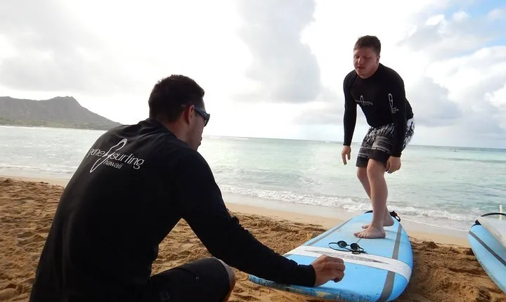 1.5-Hour Private Surfing Lesson in Honolulu