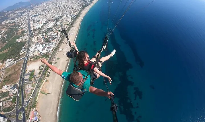 Tandem Paragliding from Antalya to Alanya
