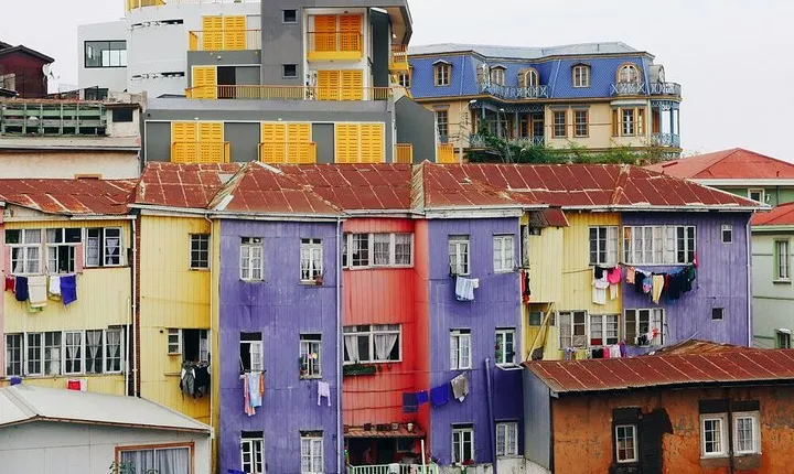 Private Transfer from Valparaíso Pier to Santiago Airport