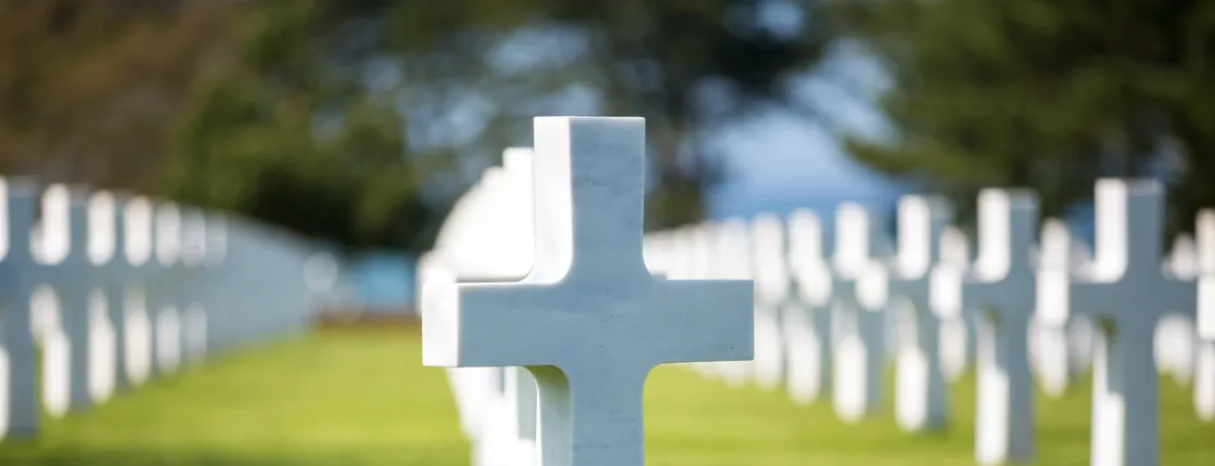 Normandy D-Day tour from Paris with Omaha Beach, American cemetery and cider tasting