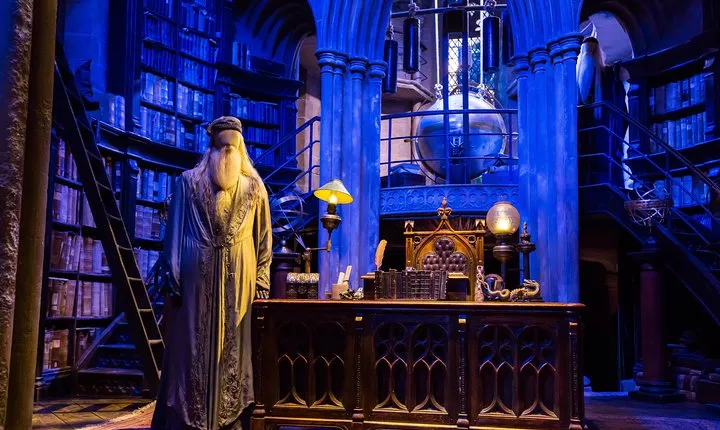 Warner Bros. Studio Harry Potter Tour with Superior Transport from London