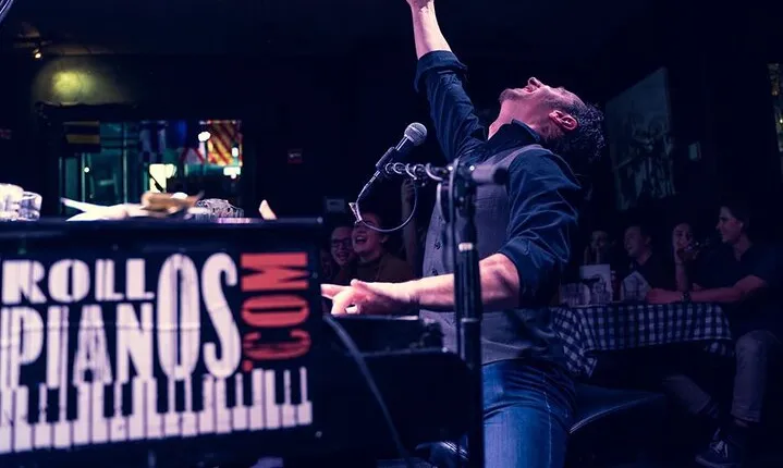 Skip the Line: Shake, Rattle and Roll Dueling Pianos Show Ticket
