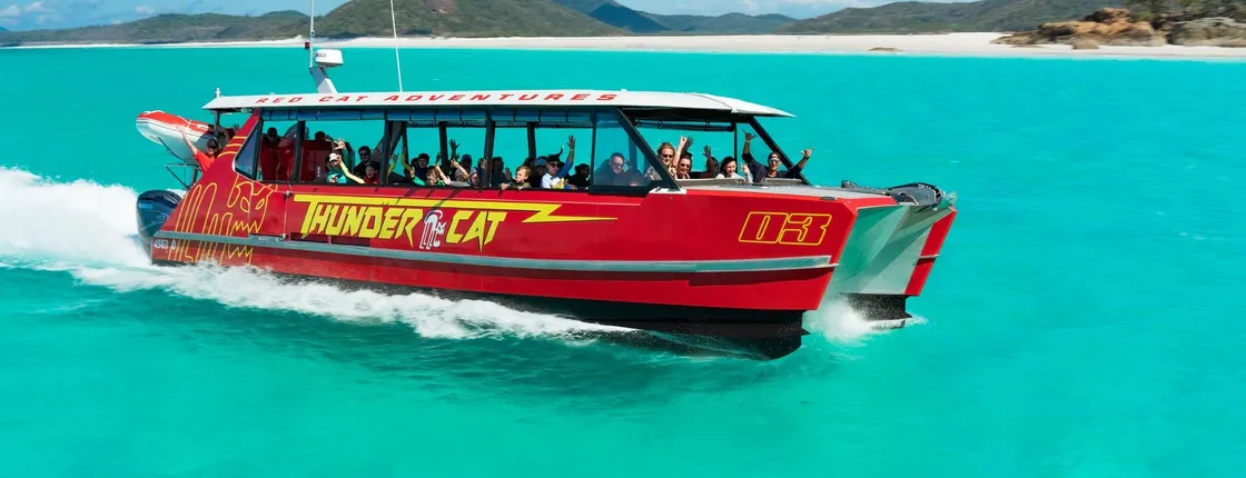 Thundercat Whitsundays day tour with lunch