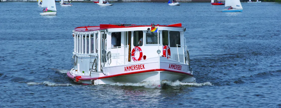 Alster tour on the water in Hamburg