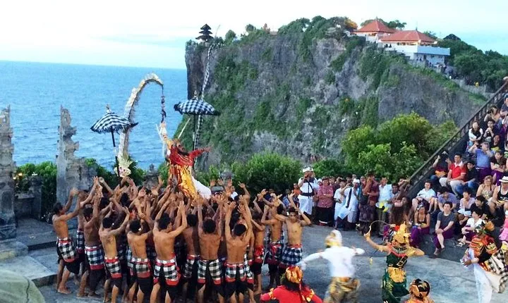 Charter Standard Vehicle with Driver at Bali- 10 Hours Usage