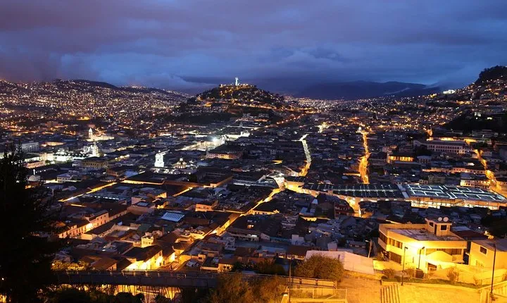 Night Tour of Urban Legends in Quito