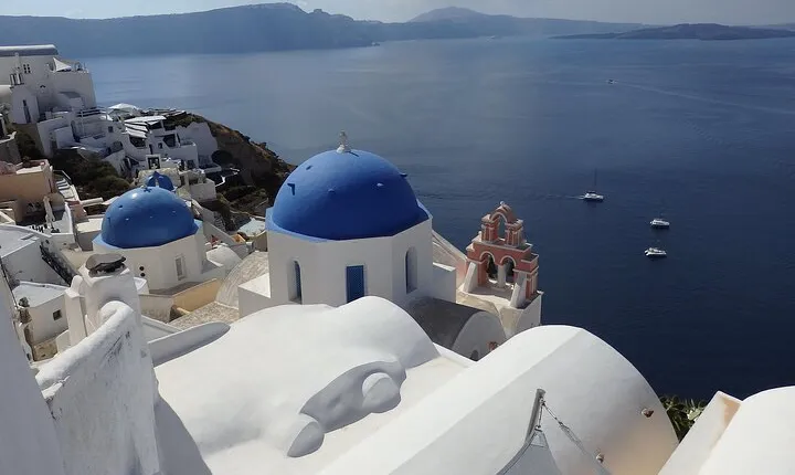 Dream 3 Days Mykonos and Santorini Tour