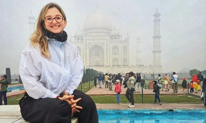 Private Taj Mahal and Agra Day Trip from Delhi by Car with Lunch