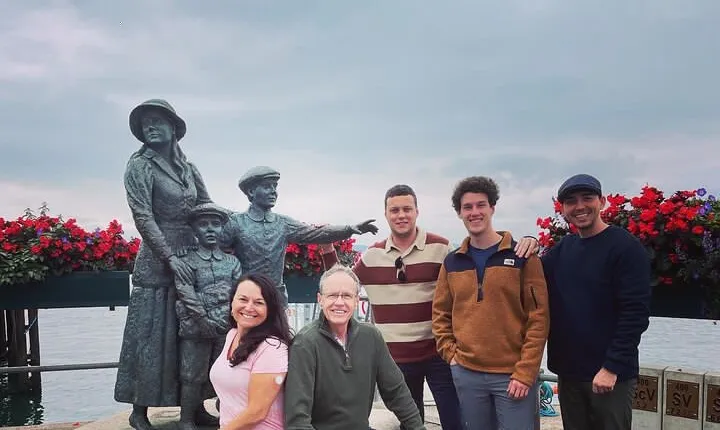 Cobh cruise excursion, Blarney, Cork & Kinsale. Car or Minibus.