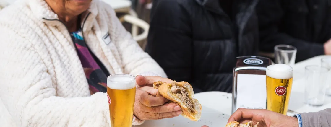 Food tour in Lisbon with exclusive tasting in a tasca tavern