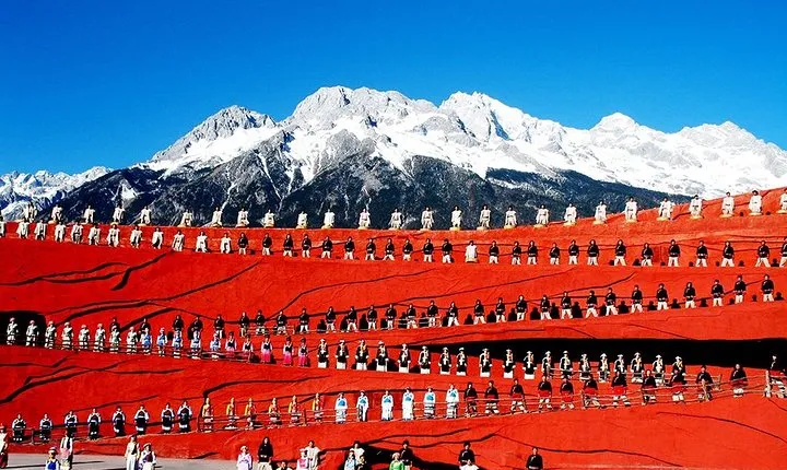 Lijiang Private Day Tour: Jade Dragon Snow Mountain and Impression Lijiang Show