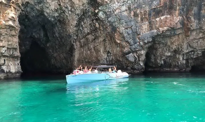 Kotor Sightseeing: Lady of the Rocks and Blue Cave Group Tour