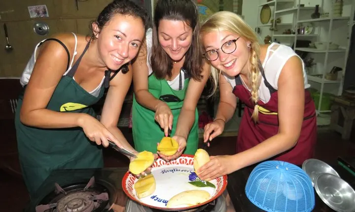 Evening Thai cooking class