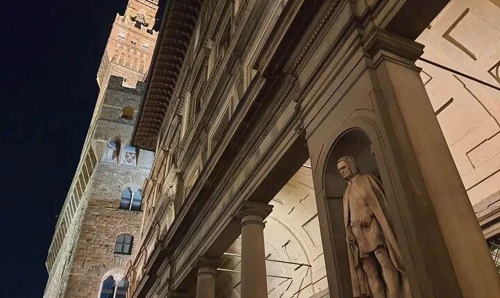 Best of Florence City Guided Walking Tour at Night by Maria