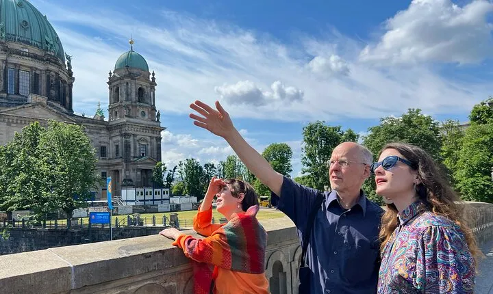 Berlin Private Walking Tour Highlights & Hidden Gems with a Local