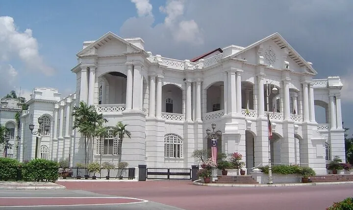 Orang Utan Island and Ipoh Private Day Tour from Kuala Lumpur