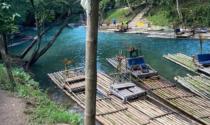 Family friendly Rafting and limestone massage