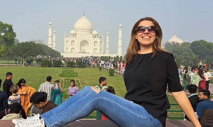 From Delhi: Taj Mahal Sunrise & Aga Fort with Tour Guide by Car