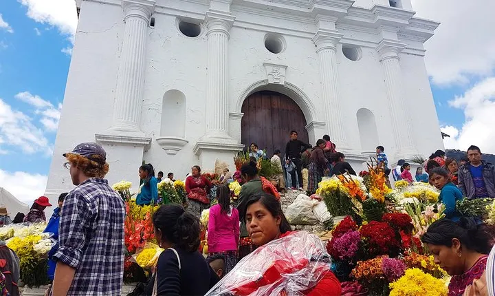 Private Tour: Chichicastenango Market and Lake Atitlan from Antigua