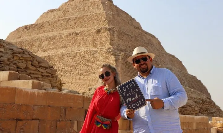All Inclusive: Day Tour to Giza Pyramids, Saqqara and Dahshur