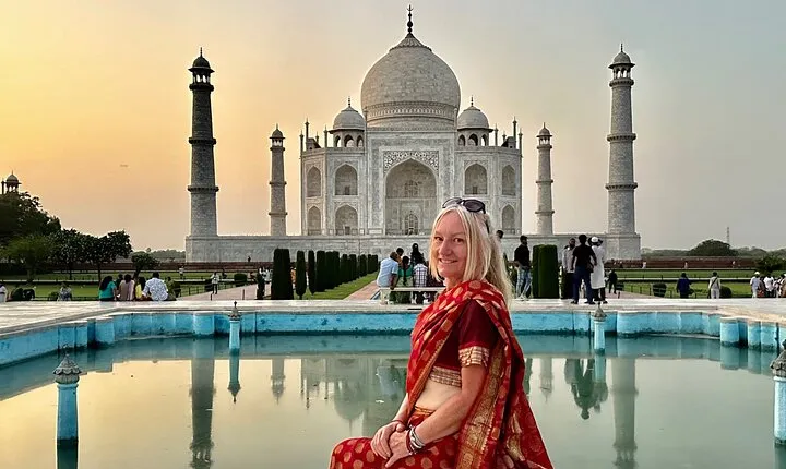 Agra Overnight Tour With Sunrise and Sunset With Local Market