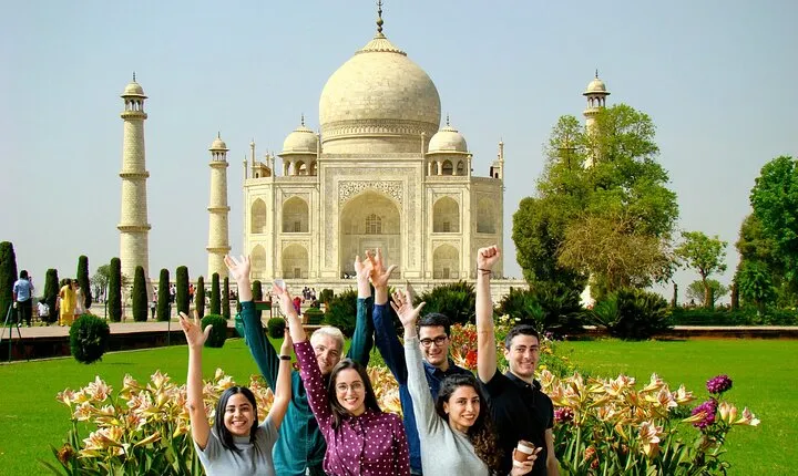 Private Taj mahal and Agra Tour from Delhi by Car