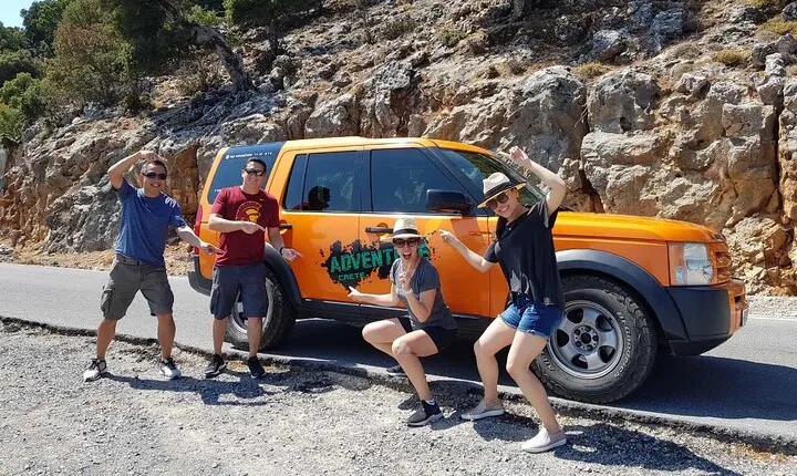 VIP Luxury Private Tour - Full Day - 4x4 Excursion with LandRover