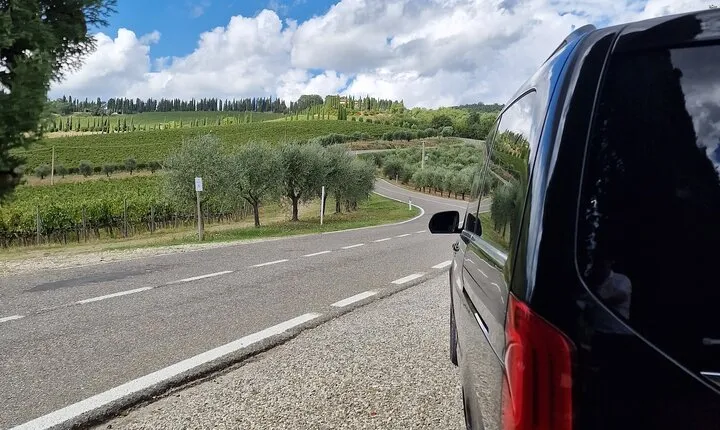 Florence: Montepulciano and Chianti in 1 day + lunch&transfer