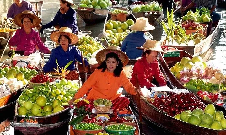 Private Tour: Floating Market and Maeklong Tour from Bangkok
