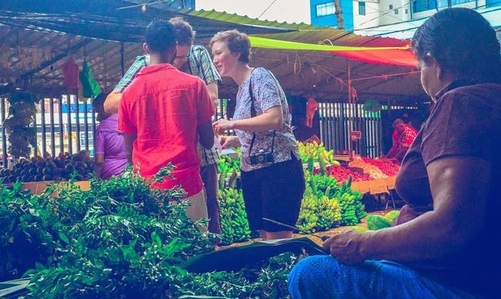 Market Tour and Hands-On Cooking Class Colombo