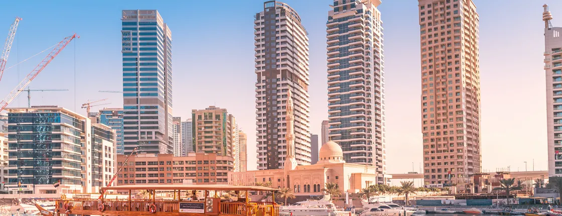 Full-day dhow cruise with snorkeling in Fujairah Dibba